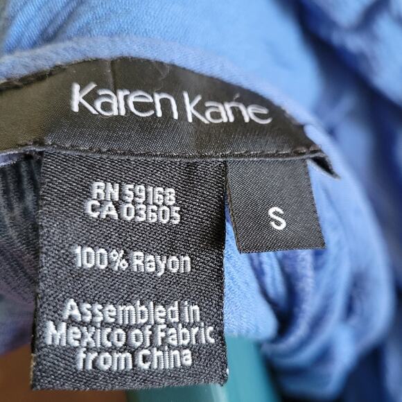 Small Karen Kane Sky Blue Short Sleeve Peasant Top Blouse - Picture 3 of 3